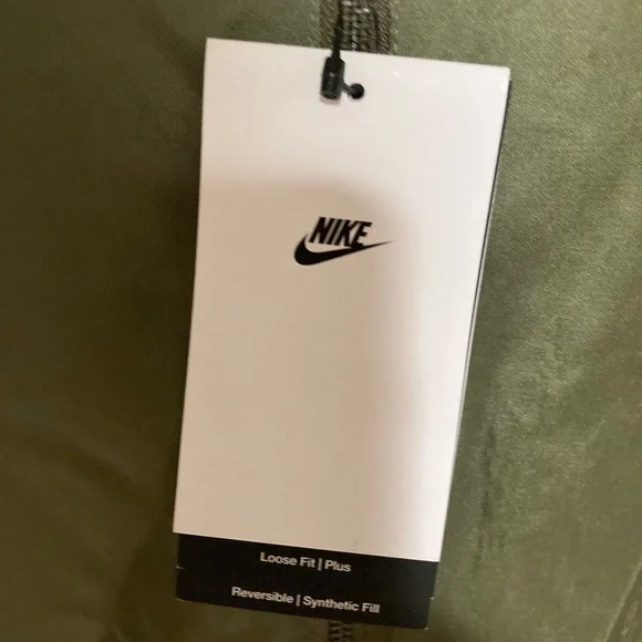 NWT Nike Loose Fit Reversible Jacket Plus Size 2X - Picture 15 of 15